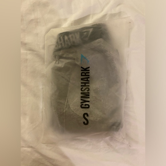 Gymshark grey/black leggings size small NWT - Picture 6 of 8